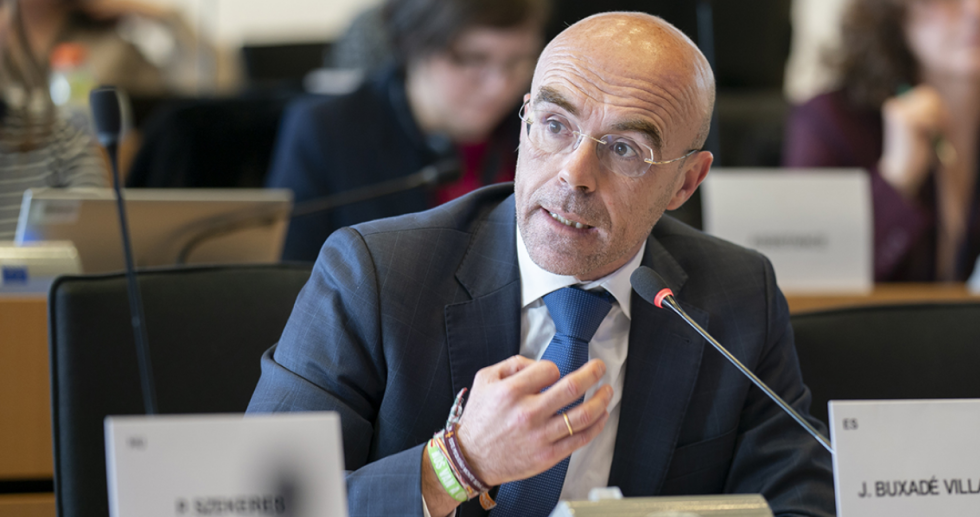 Vox anuncia una ofensiva europea contra la regularizaci&oacute;n expr&eacute;s de miles de inmigrantes ilegales anunciada por el tirano Pedro S&aacute;nchez