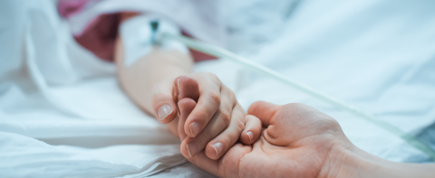 El Ministerio de la Seguridad Social abandona a las familias de hijos con cáncer u otras enfermedades graves