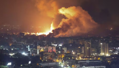 Estados Unidos e Israel bombardean al regimen islamista de Irán