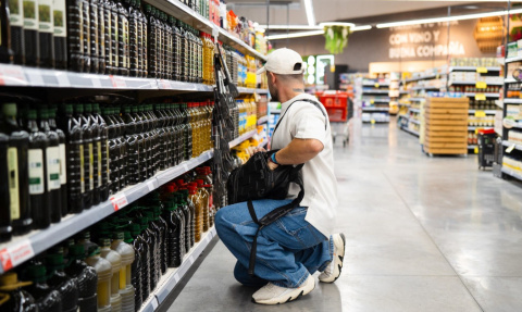 El aceite vuelve a subir de precio y ya es el producto más hurtado en supermercados