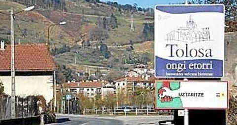 La Ertzaintza detiene en Tolosa a dos hombres magrebíes por tráfico ilegal de personas