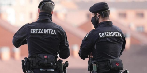 Detenido en Bilbao un magreb&iacute; que encabezaba una trama especializada en robar m&oacute;viles y vaciar cuentas bancarias