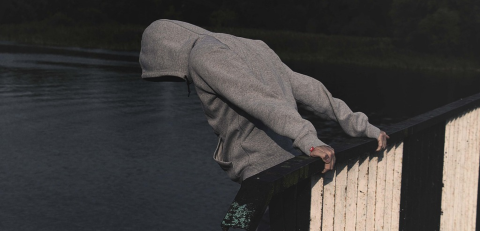 Cada vez m&aacute;s menores quieren morir: la crisis silenciosa del suicidio adolescente