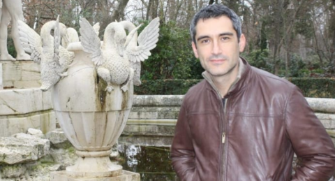 Javier Martínez-Pinna: “Para superar la crisis de la Iglesia, el cristianismo tiene que volver a ser un referente moral”