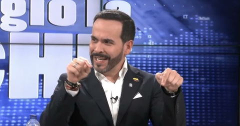 Colombia vota y se parte en dos: un trumpista outsider de la derecha y el extremaizquierdista heredero de Petro disputar&aacute;n la presidencia