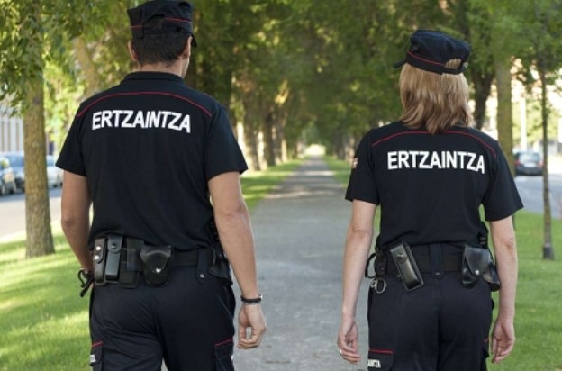 11 agentes heridos en intervenciones policiales en E&iacute;bar, Vitoria y Mondrag&oacute;n