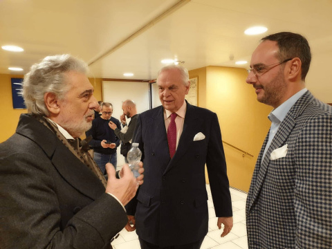 Alessandro Ariosi lleva las voces líricas de España y América Latina a los teatros más importantes del mundo