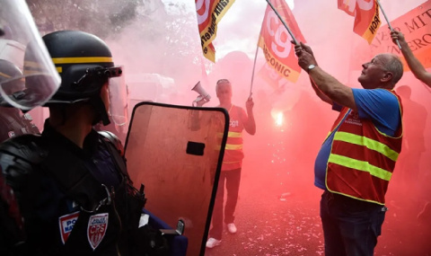 Francia: Hacia un otoño caliente
