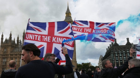 Más de 100.000 británicos se manifiestan en la marcha «Unite the Kingdom»