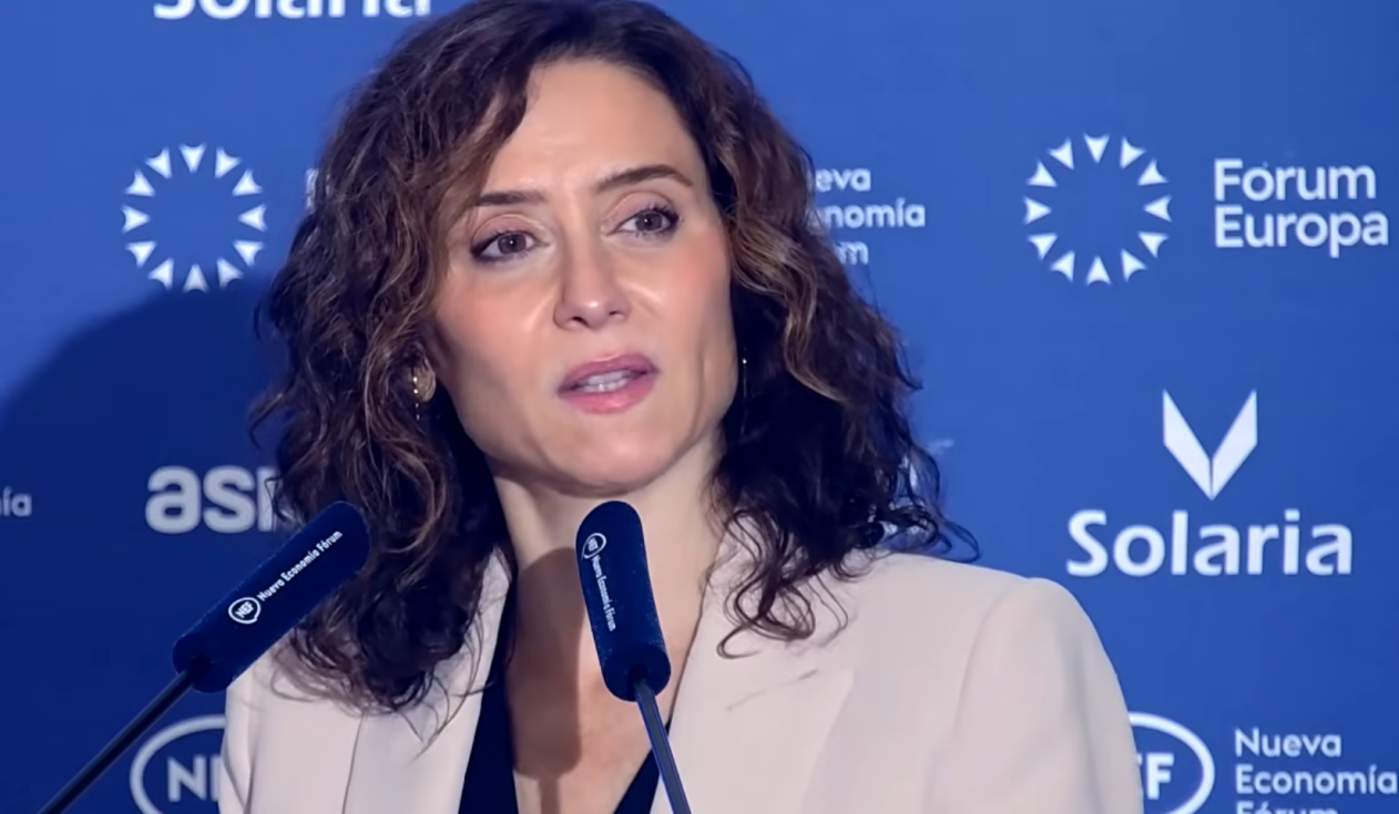 D&iacute;az Ayuso: "Pedro S&aacute;nchez convoca elecciones y se va porque no puede m&aacute;s"
