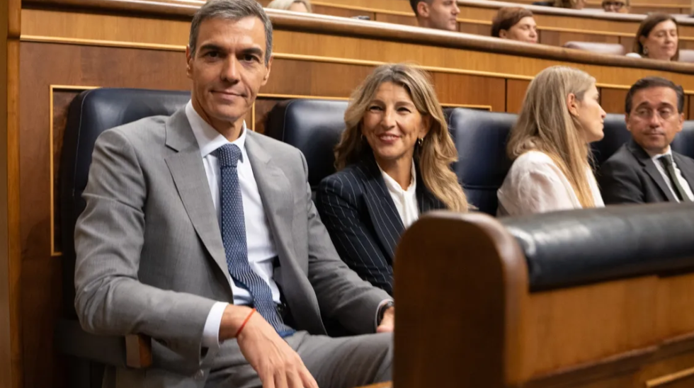 A todo cerdo le llega su San Mart&iacute;n: la basura que mantiene al Gobierno de Pedro S&aacute;nchez traiciona al tirano y le obliga a abrir la v&iacute;a de unas elecciones adelantadas