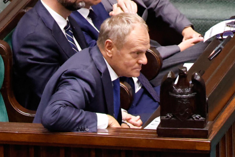 Golpe de Estado en Polonia: Donald Tusk, el t&iacute;tere de la UE en el pa&iacute;s, ordena a la Polic&iacute;a rodear el Tribunal Constitucional